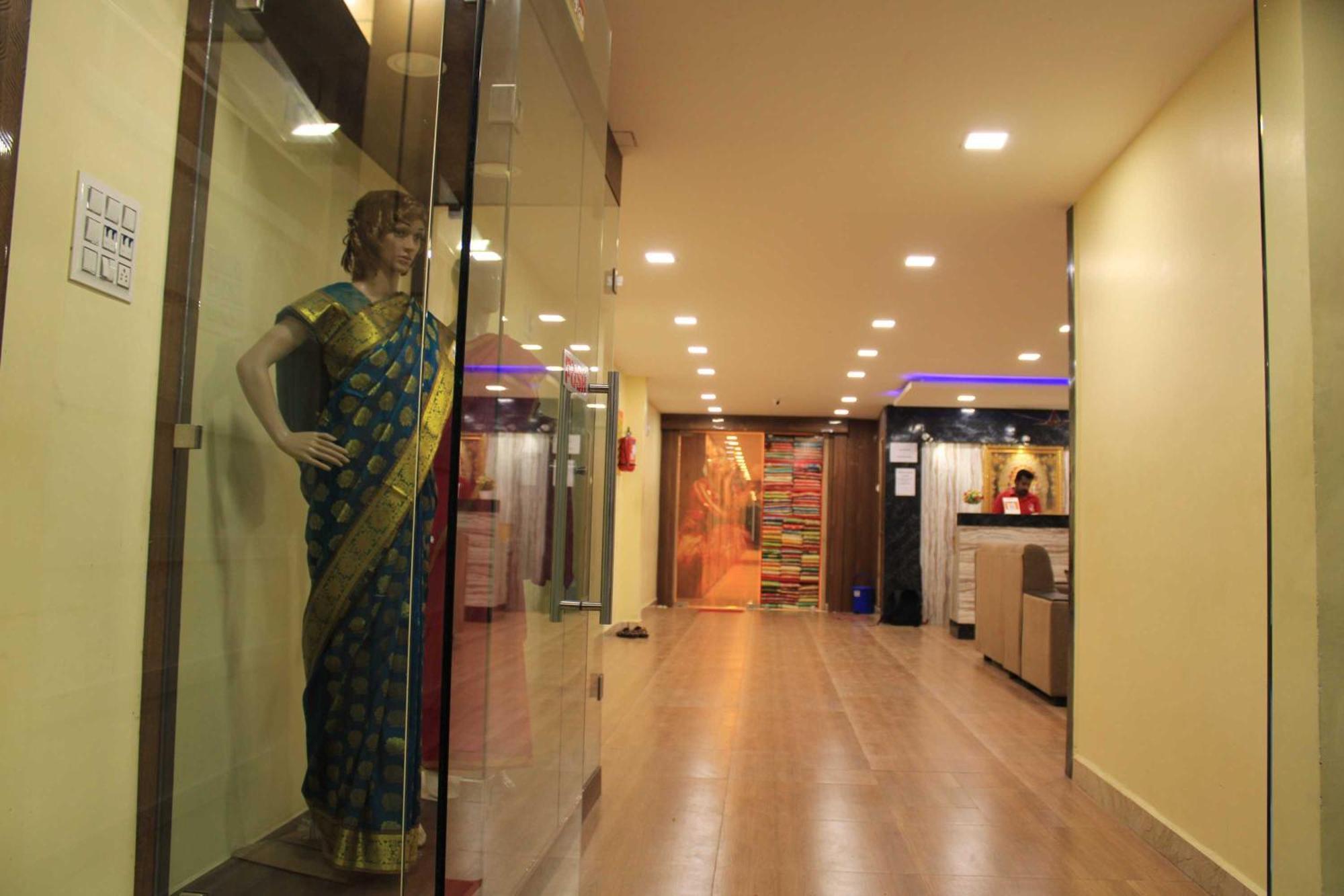 Hotel Adhi Residency - Cleanliness & Friendliness Room Vl Vardharaja Temple Канчипурам Экстерьер фото