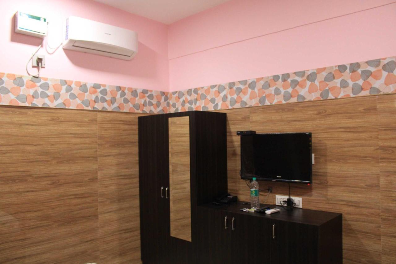 Hotel Adhi Residency - Cleanliness & Friendliness Room Vl Vardharaja Temple Канчипурам Экстерьер фото